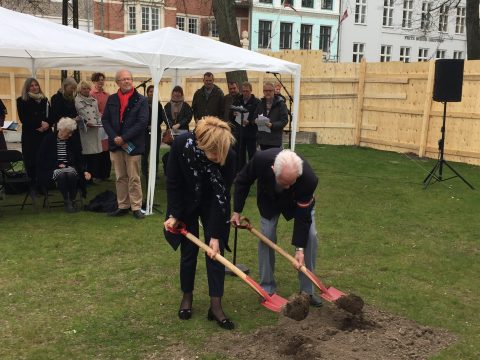 Kultur- og kirkeminister Mette Bock taler i Churchillparken d. 4. maj 2017